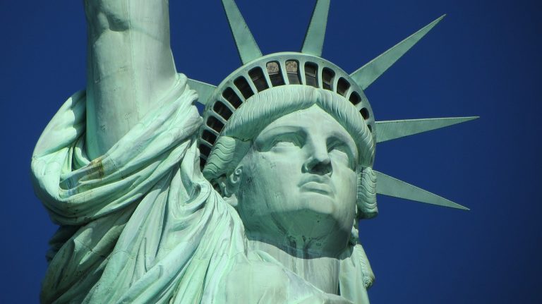 Comment trouver une famille d’accueil pour un ado qui part en séjour linguistique aux USA ?
